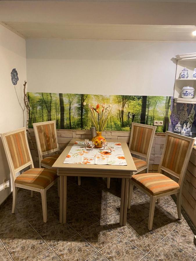 Grosse Helle Wohnung Am Wald In Bad Saarow Nahe Gruenheide Und Berlin Souterrain Экстерьер фото